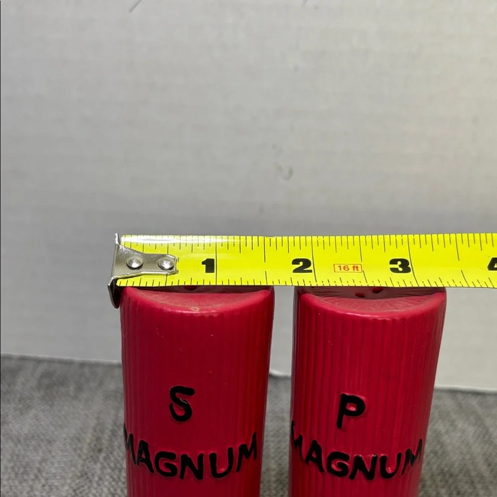 Magnum Shell Red and Gold Salt Pepper Shaker Set